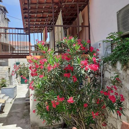 Oleander Apartments Spalato Esterno foto